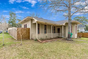 26 W Austin St, Bellville, TX 77418 - Photo 5