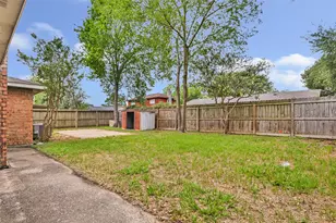 8415 Apothecary Ln, Houston, TX 77064 - Photo 3