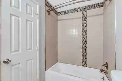 8415 Apothecary Lane, Houston, TX 77064 - Photo 23