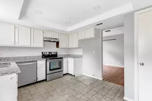 8415 Apothecary Ln, Houston, TX 77064 - Photo 11