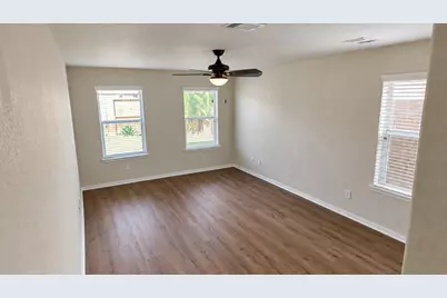 4713 High Creek Ct, Alvin, TX 77511 - Photo 11