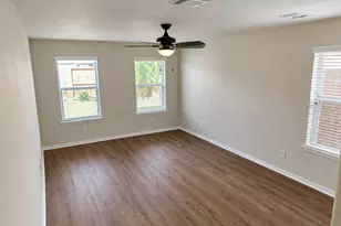 4713 High Creek Ct, Alvin, TX 77511 - Photo 11