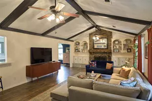 17022 Hill View Ln, Spring, TX 77379 - Photo 11