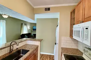7575 Cambridge St, Houston, TX 77054 - Photo 13