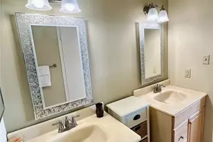 7575 Cambridge St, Houston, TX 77054 - Photo 25