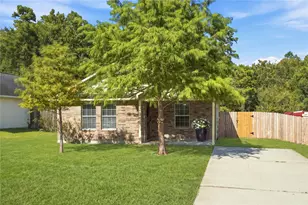 8836 E Buffalo Cir, Willis, TX 77378 - Photo 1