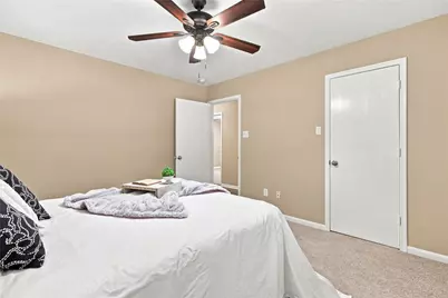 8836 E Buffalo Circle, Willis, TX 77378 - Photo 13
