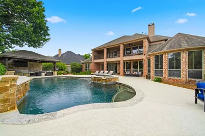 18 Waters Lake Boulevard, Missouri City, TX 77459 - Photo 1