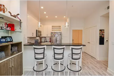 1901 Post Oak Boulevard #1501, Houston, TX 77056 - Photo 5