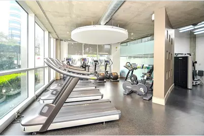 1901 Post Oak Boulevard #1501, Houston, TX 77056 - Photo 27