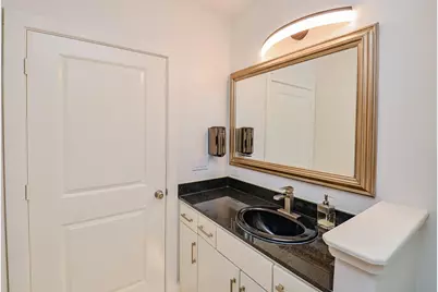 1901 Post Oak Boulevard #1501, Houston, TX 77056 - Photo 17
