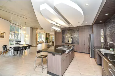 1901 Post Oak Boulevard #1501, Houston, TX 77056 - Photo 21