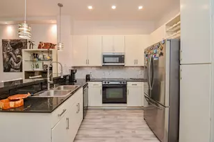 1901 Post Oak Blvd, Houston, TX 77056 - Photo 9