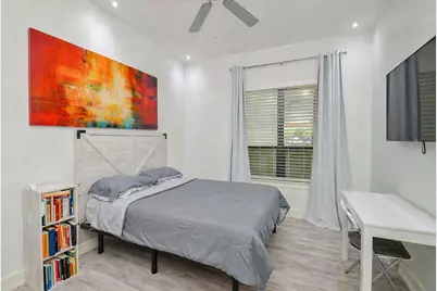 1901 Post Oak Boulevard #1501, Houston, TX 77056 - Photo 17