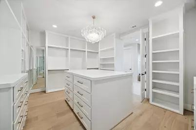 1225 Wakefield Drive, Houston, TX 77018 - Photo 13