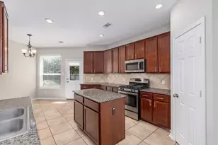 6810 Oaken Gate Way, Humble, TX 77338 - Photo 9