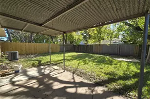 11931 Tanager St, Houston, TX 77072 - Photo 3