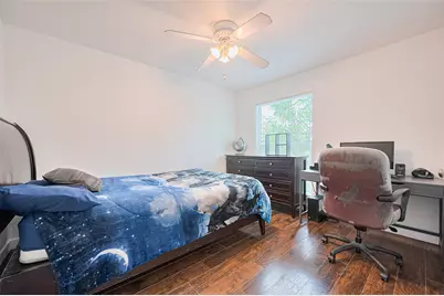 10174 Beekman Place Drive, Houston, TX 77043 - Photo 15