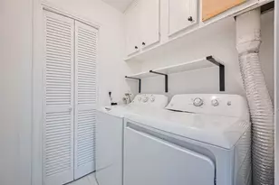 10174 Beekman Pl Dr, Houston, TX 77043 - Photo 13