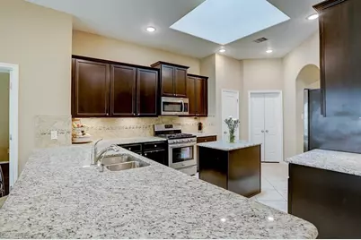 4411 Eclipse Park Court, Spring, TX 77389 - Photo 13