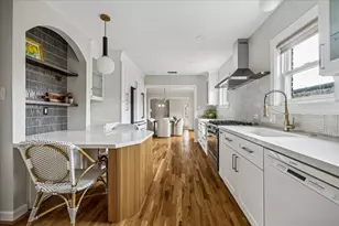 1706 W Main St, Houston, TX 77098 - Photo 11