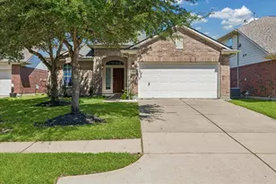 2709 Shallow Falls Ct, Pearland, TX 77584 - Photo 1