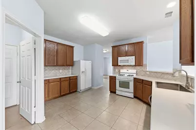 2709 Shallow Falls Court, Pearland, TX 77584 - Photo 9