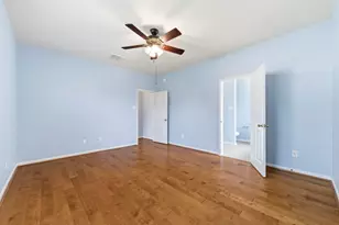 2709 Shallow Falls Ct, Pearland, TX 77584 - Photo 17