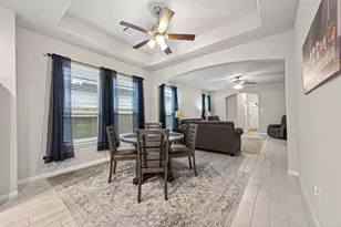 320 Emerald Thicket Ln, Houston, TX 77336 - Photo 7