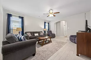 320 Emerald Thicket Ln, Houston, TX 77336 - Photo 5