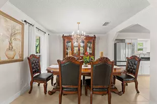 10807 Chimney Rock Rd, Houston, TX 77096 - Photo 15