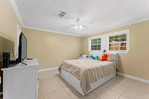 10807 Chimney Rock Rd, Houston, TX 77096 - Photo 19