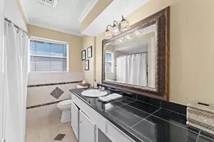 10807 Chimney Rock Rd, Houston, TX 77096 - Photo 23