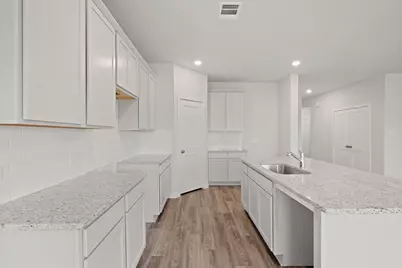 25423 Blossom Court, Montgomery, TX 77316 - Photo 5