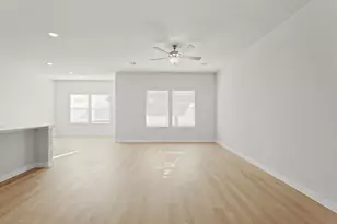 25423 Blossom Ct, Montgomery, TX 77316 - Photo 11