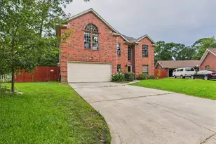7107 Seminole St, Baytown, TX 77521 - Photo 3