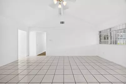 11239 Carvel Lane, Houston, TX 77072 - Photo 15