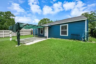 7351 Guadalcanal Rd, Houston, TX 77033 - Photo 31