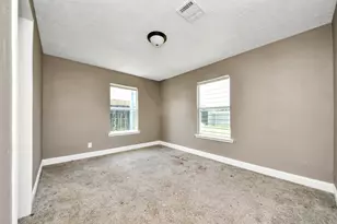 7351 Guadalcanal Rd, Houston, TX 77033 - Photo 3