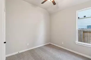 16836 Needlepoint Dr, Conroe, TX 77302 - Photo 11