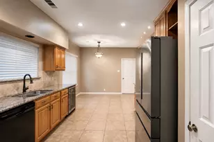 5727 Malcomboro Dr, Houston, TX 77041 - Photo 7