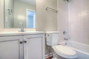 10610 Pine Landing Dr, Houston, TX 77088 - Photo 11