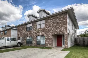 10610 Pine Landing Dr, Houston, TX 77088 - Photo 1