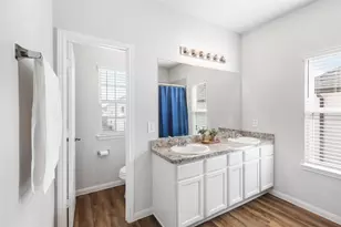 1425 Desire Ln, Bryan, TX 77803 - Photo 17