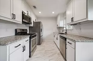 9707 Lawngate Dr, Houston, TX 77080 - Photo 7