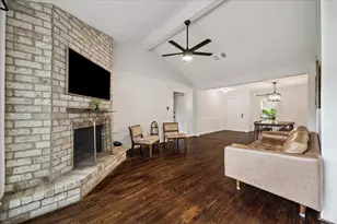 9707 Lawngate Dr, Houston, TX 77080 - Photo 5