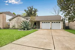 9707 Lawngate Dr, Houston, TX 77080 - Photo 1
