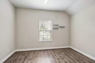 2124 Llerena Ln, League City, TX 77573 - Photo 7