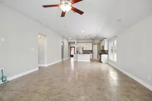 2124 Llerena Ln, League City, TX 77573 - Photo 9