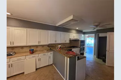 2615 Amherst Drive, Wichita Falls, TX 76308 - Photo 5